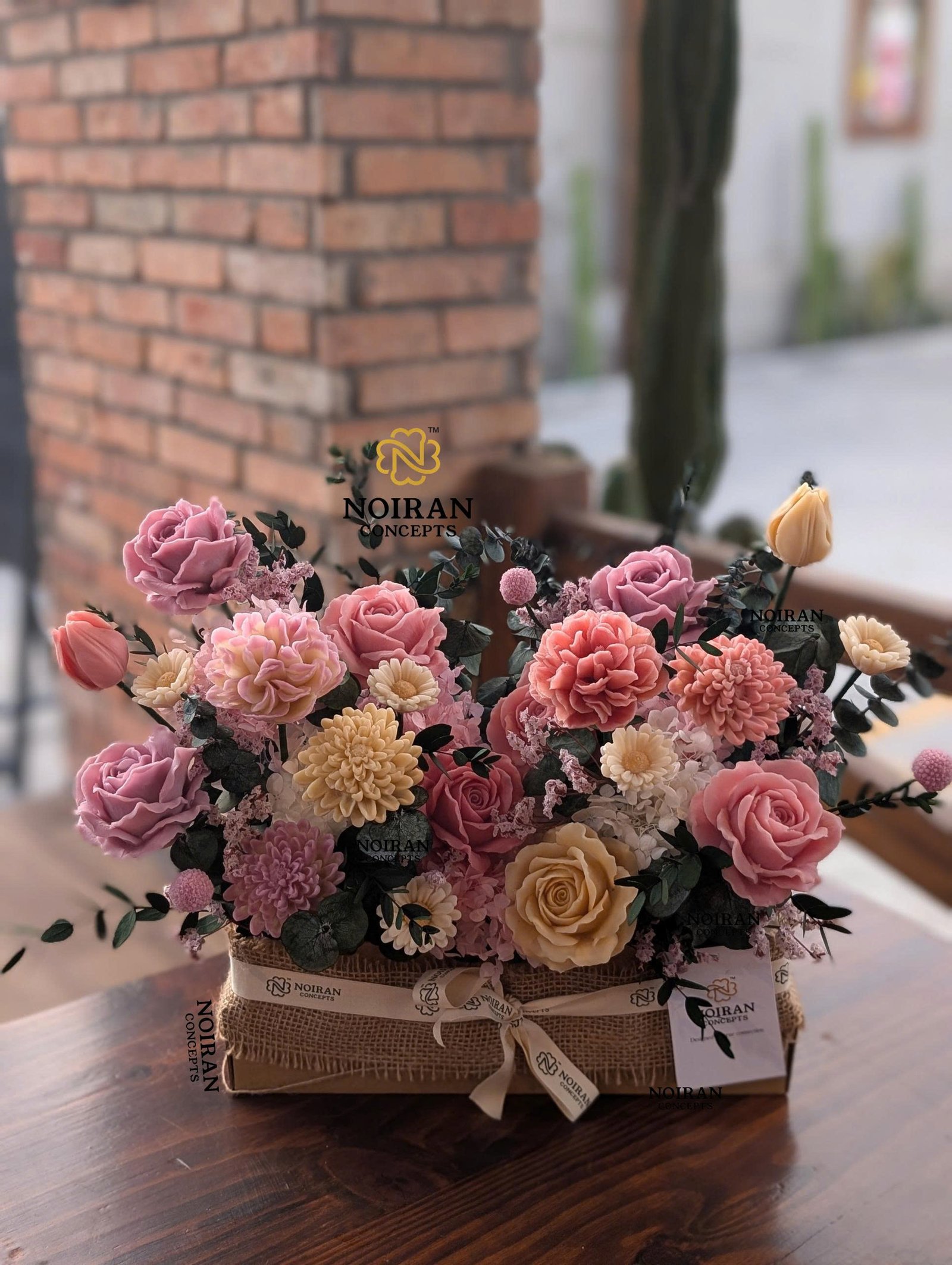 Hộp hoa nến thơm làm quà sinh nhật Garden Box No.1