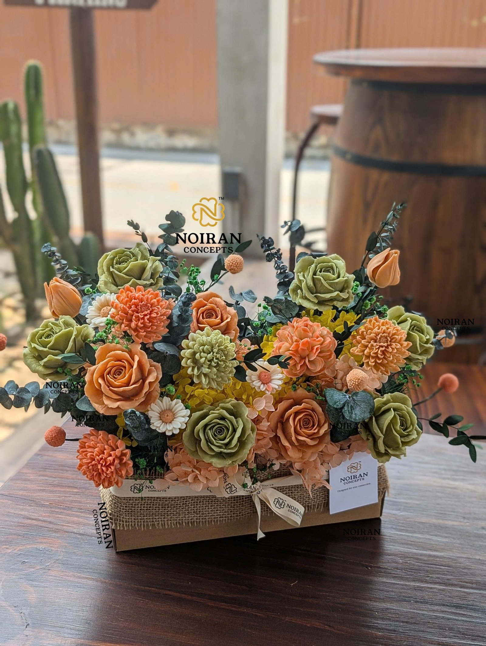 Hộp quà hoa nến thơm Garden Box No.1 với thiết kế thủ công